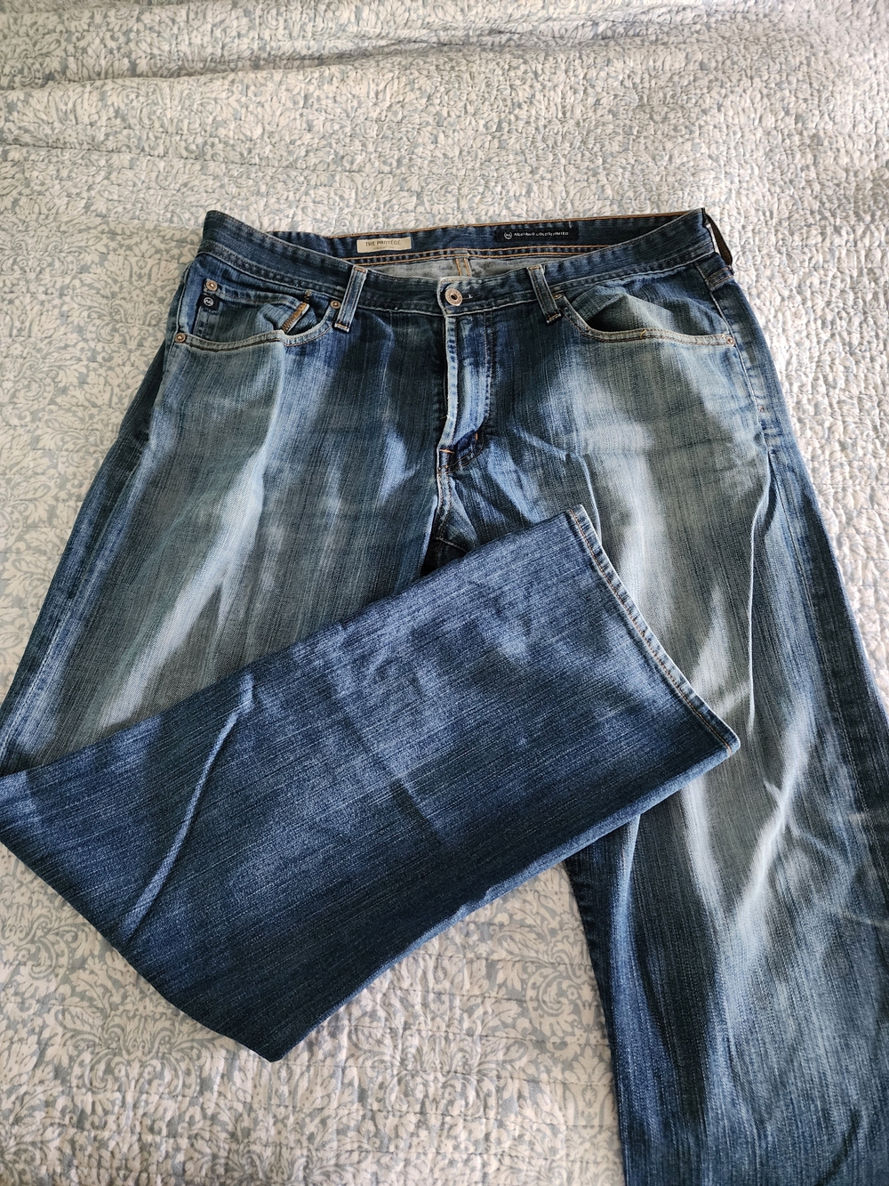 AG Adriano Goldschmied Men's Faded Blue Straight Jeans - 36R